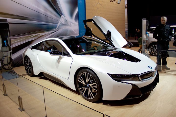 BMW i8 concept car