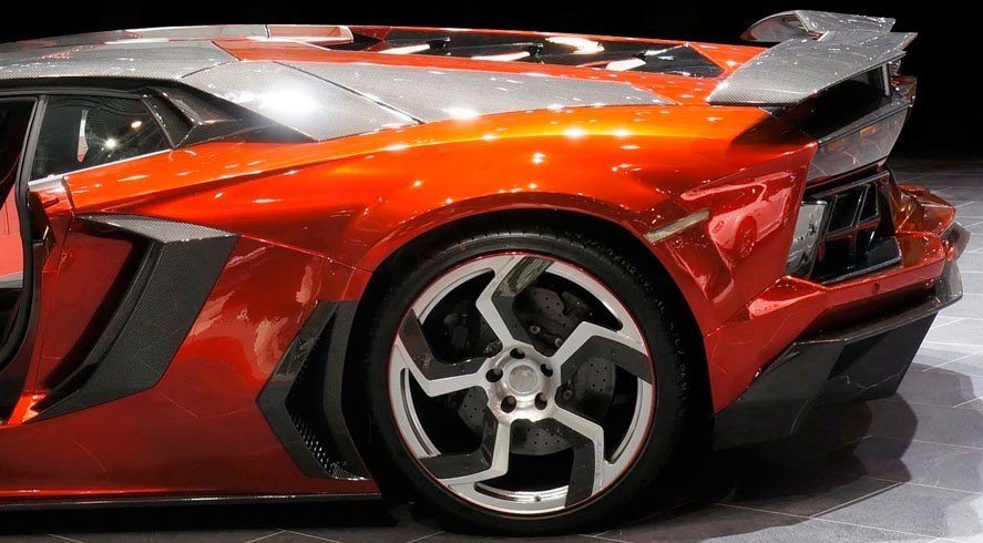 Lamborghini-Aventador-LP700-4-Mansory-Custom-Steering-Wheel