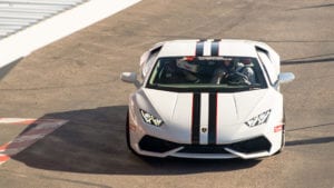 Lamborghini Huracan in white