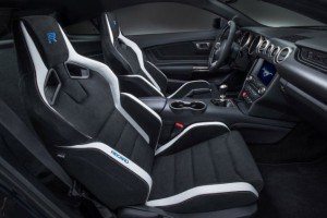 Ford GT350 R Interior