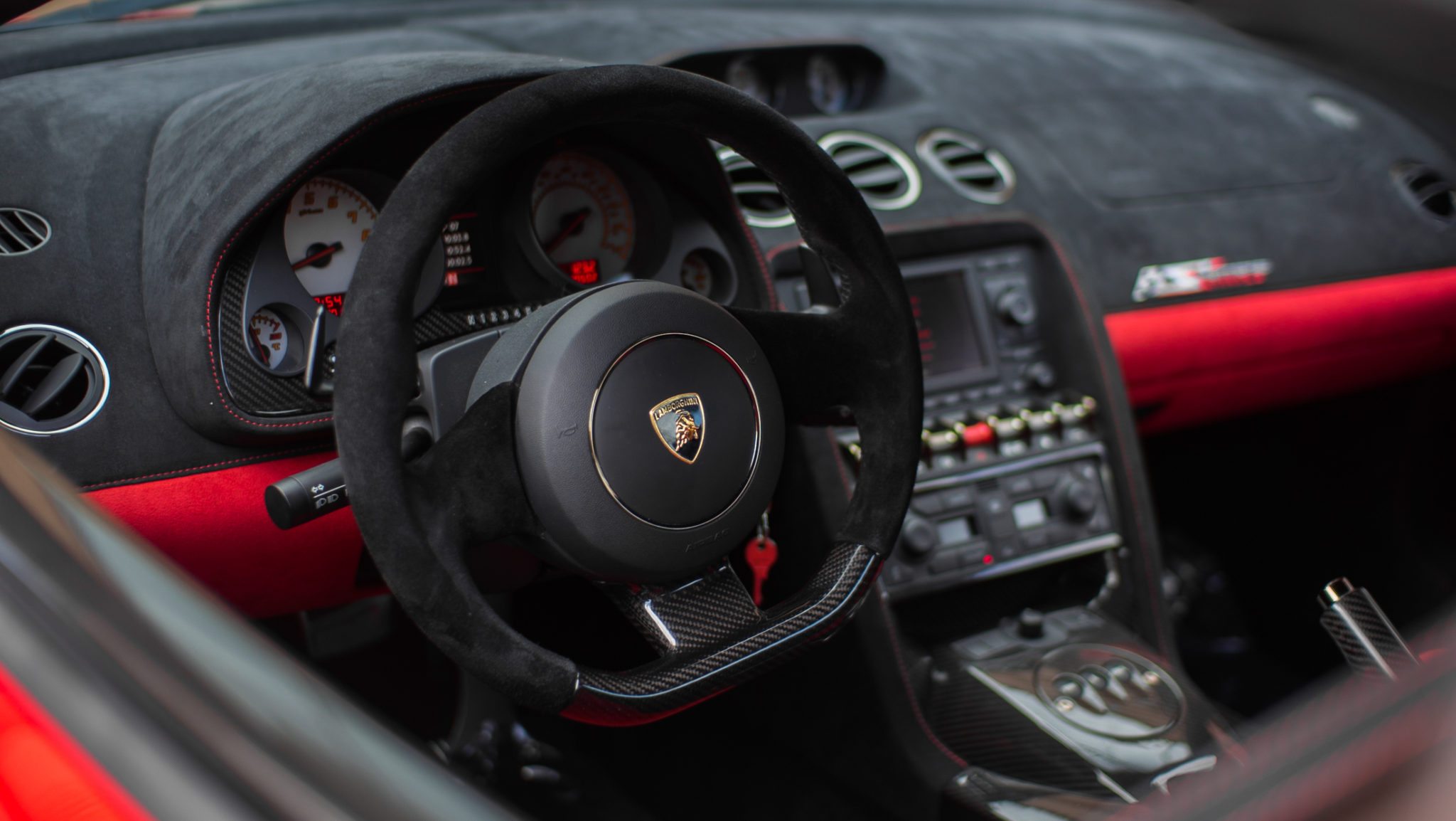 Image of xtreme xperience super trofeo stradale driver's side interior